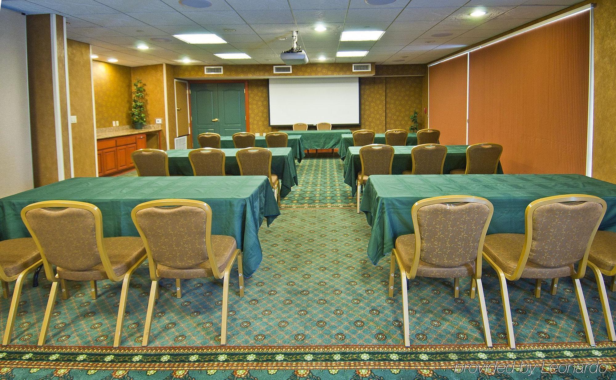 Spark By Hilton Redlands Business photo